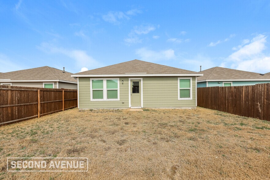 Building Photo - 6077 Determine Ln