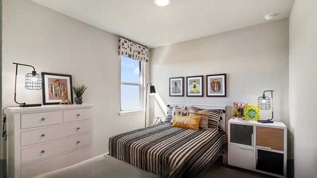 Building Photo - 611 Bluffview Dr.