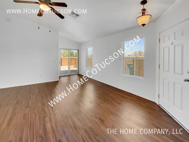 Building Photo - 7622 W August Moon Pl