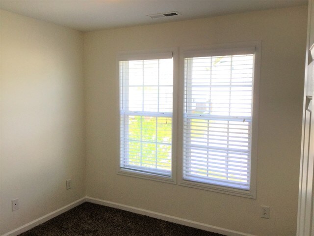Building Photo - 3912 Carolina Cherry Dr
