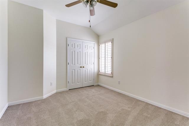 Building Photo - 755 Greenway Dr