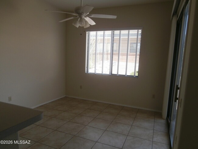 Building Photo - 948 W Ashworth Rd