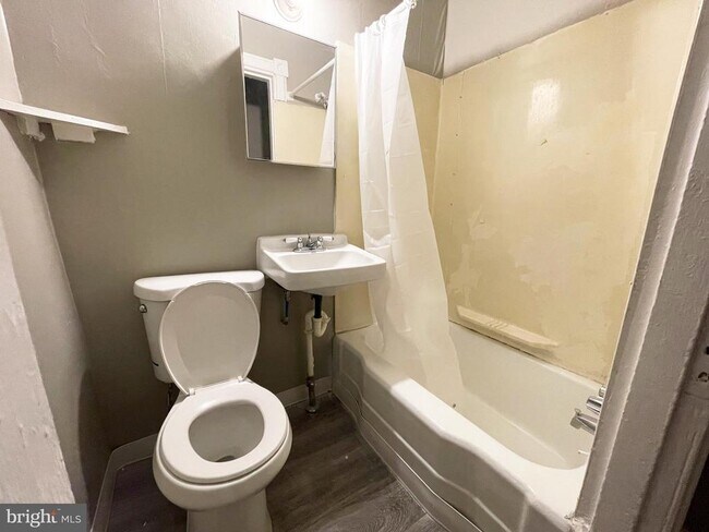 Building Photo - 4637 Leiper St