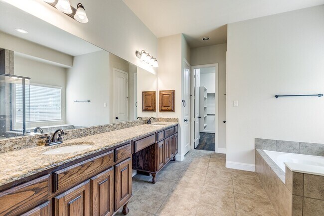 Building Photo - Spacious 4br/3.5ba Home For Lease in Prosper ISD!