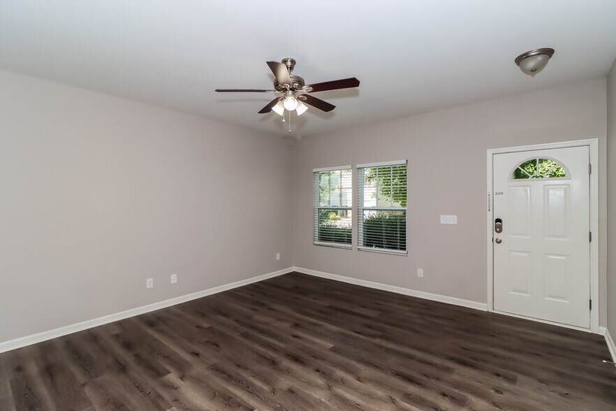 Building Photo - 2708 Bramble Ridge Ct