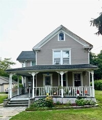Building Photo - 26 Rollstone Ave