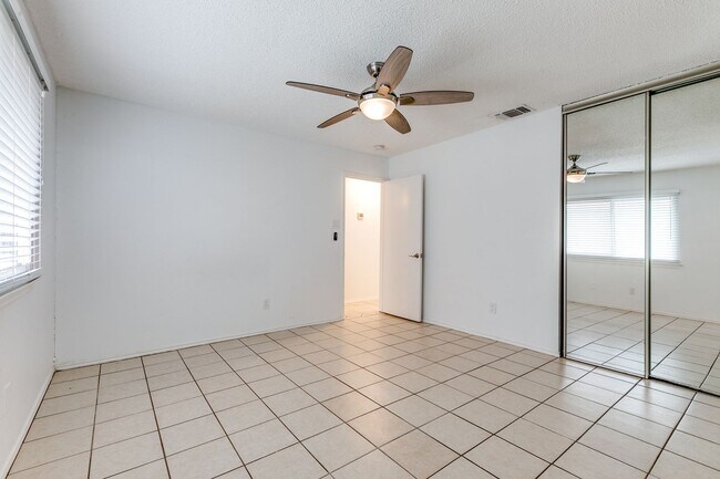 Building Photo - 3-BEDROOM HOME IN STONERIDGE, NORTH EAST I.S.D.
