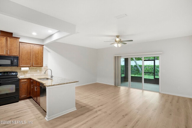 Building Photo - 13305 Solar Dr