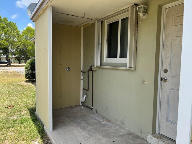 Building Photo - 17970 SW 296th St