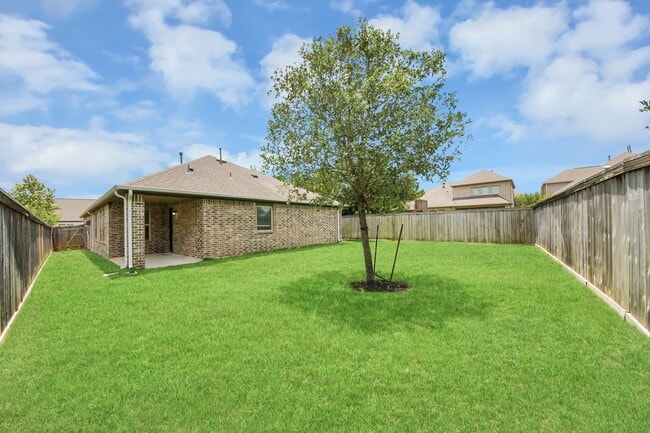 Building Photo - 16011 Monument Hill Crossing
