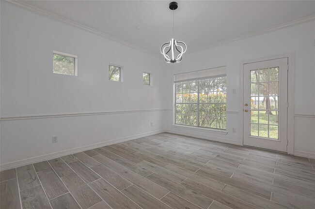 Building Photo - 4160 Greystone Way