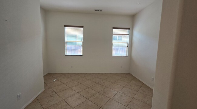 Building Photo - 6015 Dubois Pl