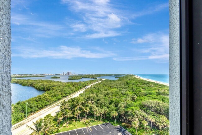 Building Photo - 5550 N Ocean Dr