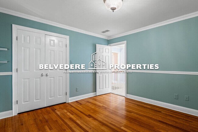 Building Photo - 4 bed in Hamilton Lakes