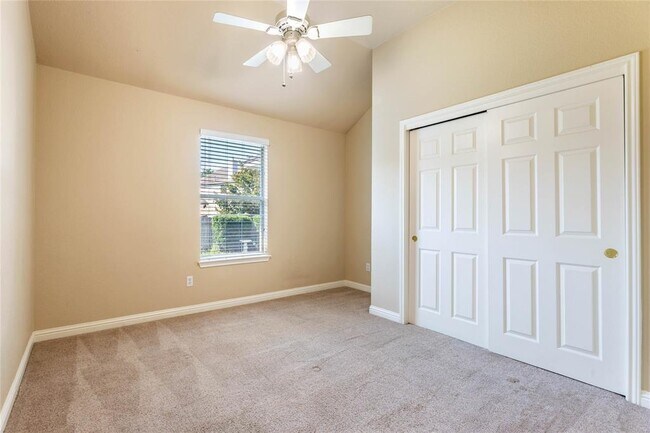 Building Photo - 3705 Turetella Dr