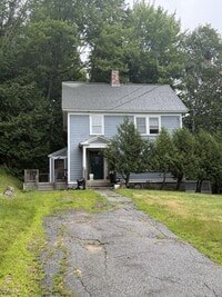 Building Photo - 423 Norway St
