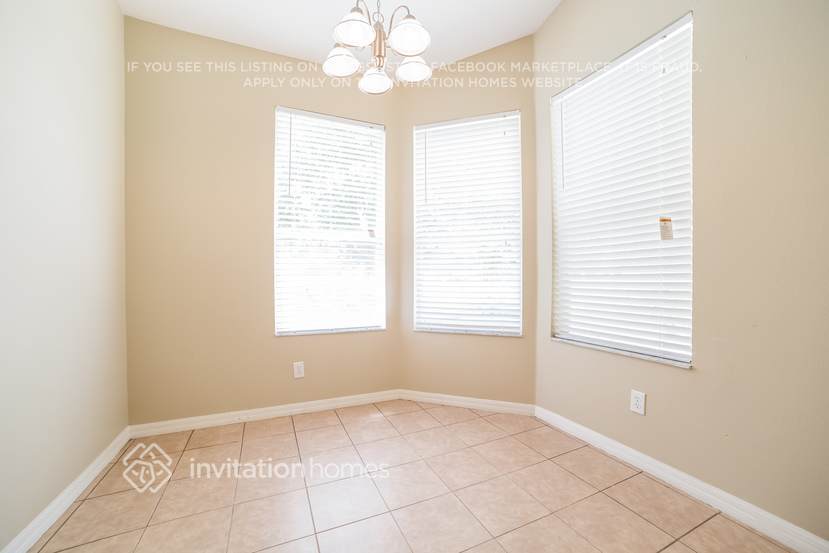 Building Photo - 1342 Jecenia Blossom Dr