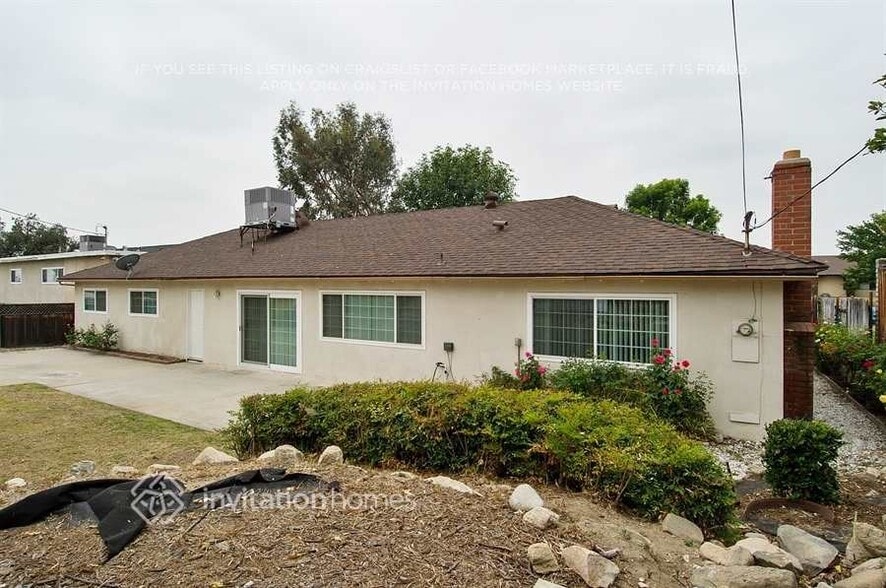 Building Photo - 2385 Denair Ave