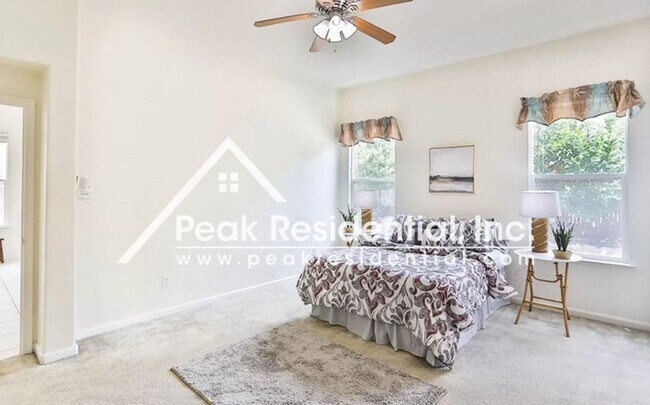 Building Photo - Spacious Elk Grove 4bd/2ba Home with 2 Car...