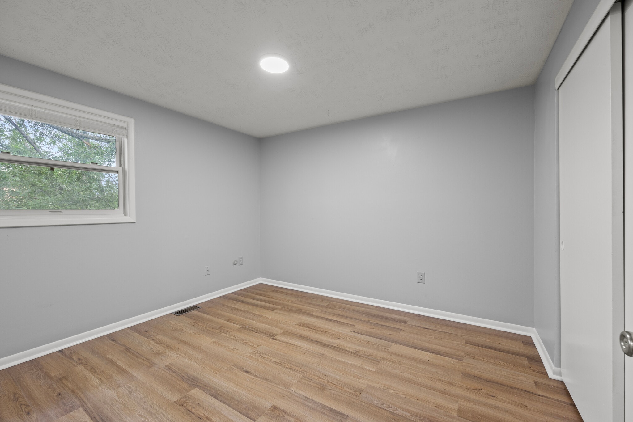 Bedroom - 1504 Glenn Ave