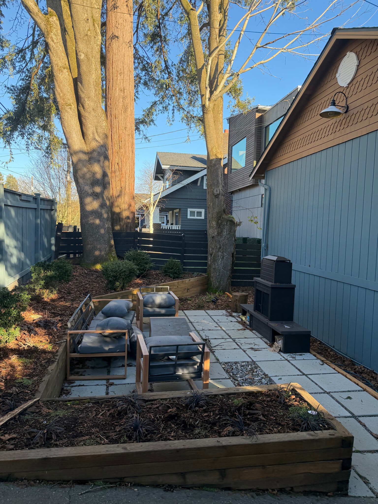 Building Photo - 1612 26th Ave