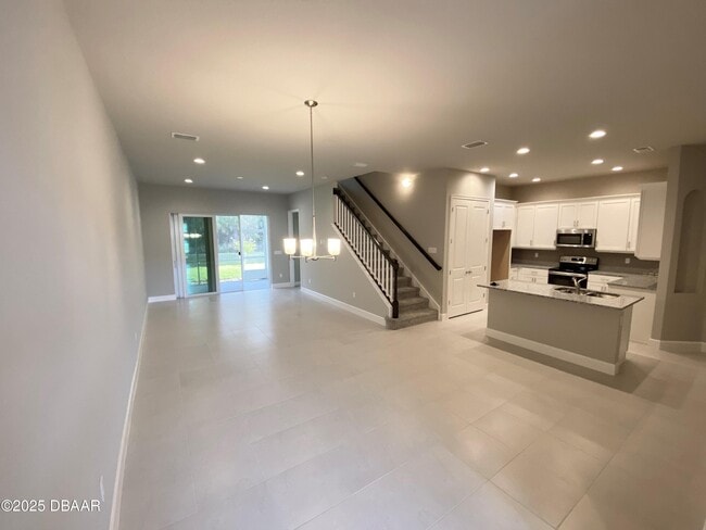 Building Photo - 78 Longridge Ln