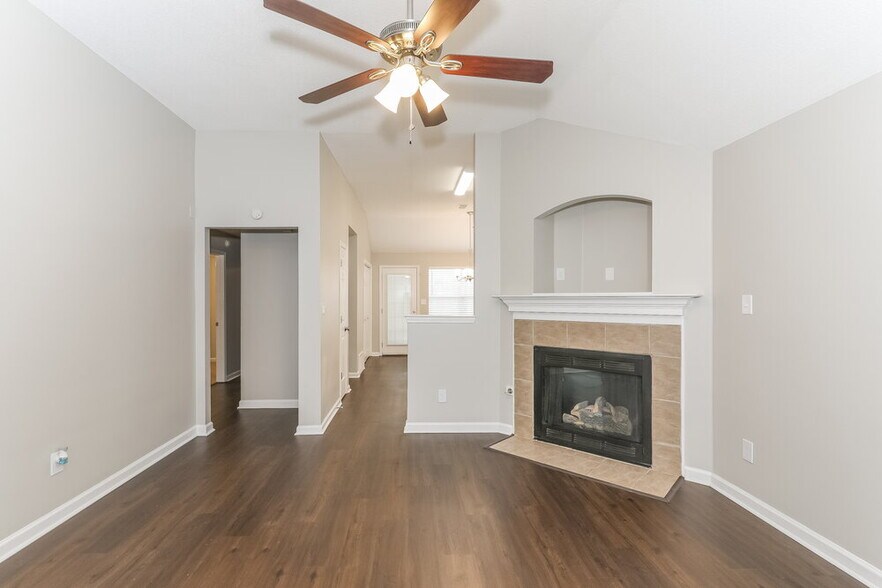 Building Photo - 2775 Maggie Woods Pl
