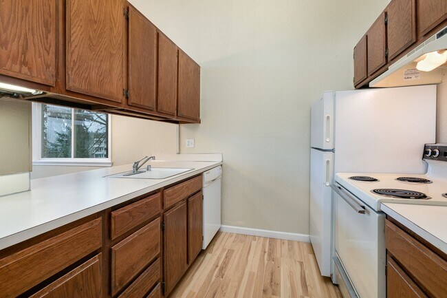 Building Photo - Charming 1 Bed 1 Bath Condo in Mercer Island