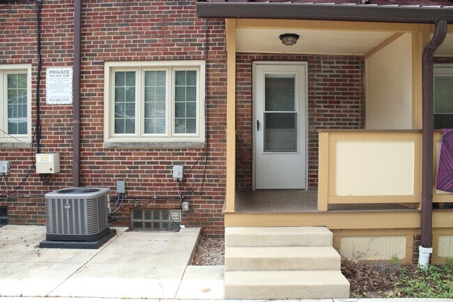 Building Photo - 2084 Coventry Rd