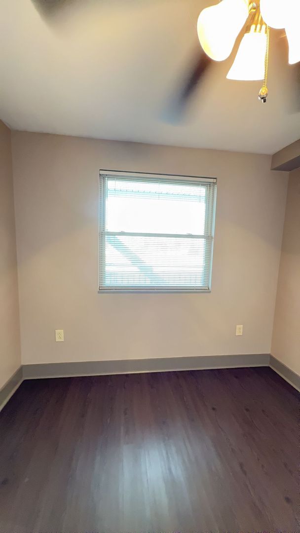 Building Photo - Great find for Lake Plaza: Available for FALL 2026! $3600/month - Move in 8/13/26!