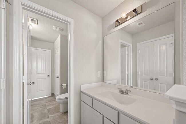 Building Photo - 3723 Lake Varano Cir