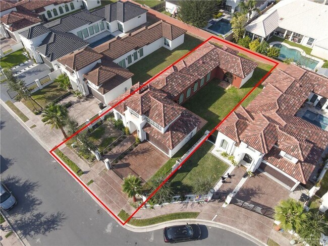 Building Photo - 29 Pecan Ave