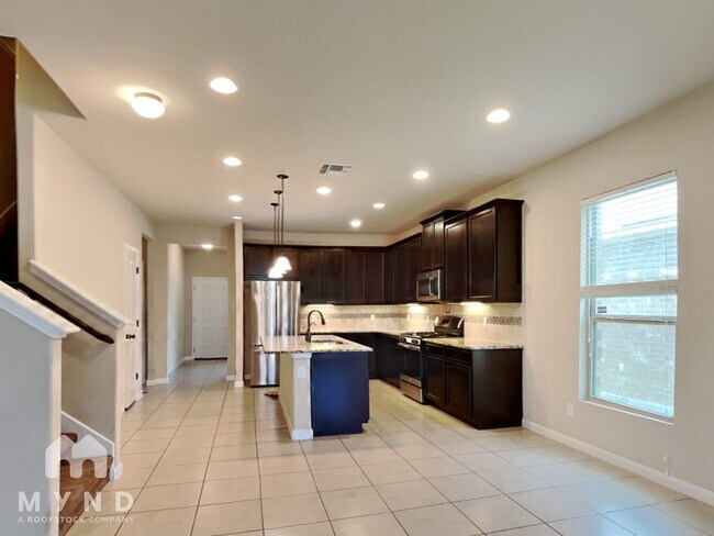 Building Photo - 9627 Bricewood Oak