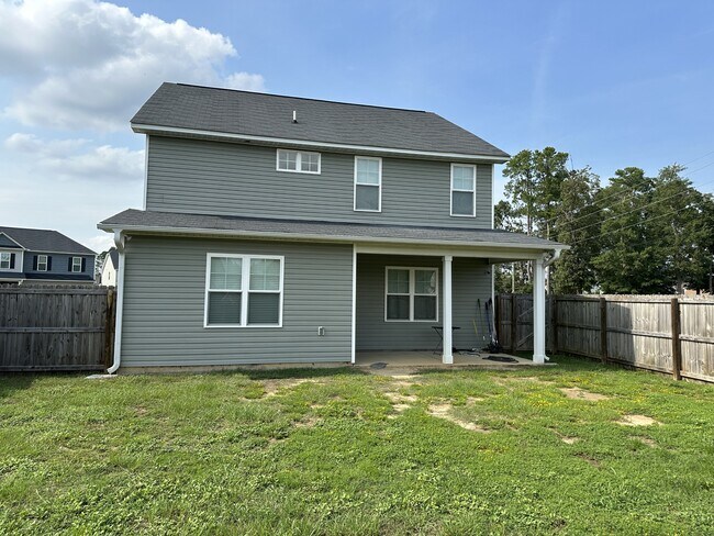 Building Photo - 117 Courtland Dr