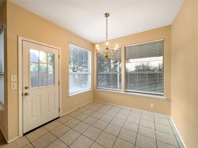 Building Photo - 1512 Suzi Ln