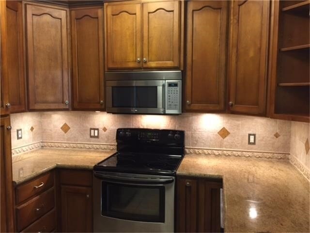 Building Photo - 1330 Old Spanish Trl