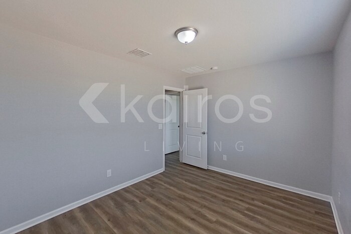 Building Photo - 179 W Impala Dr