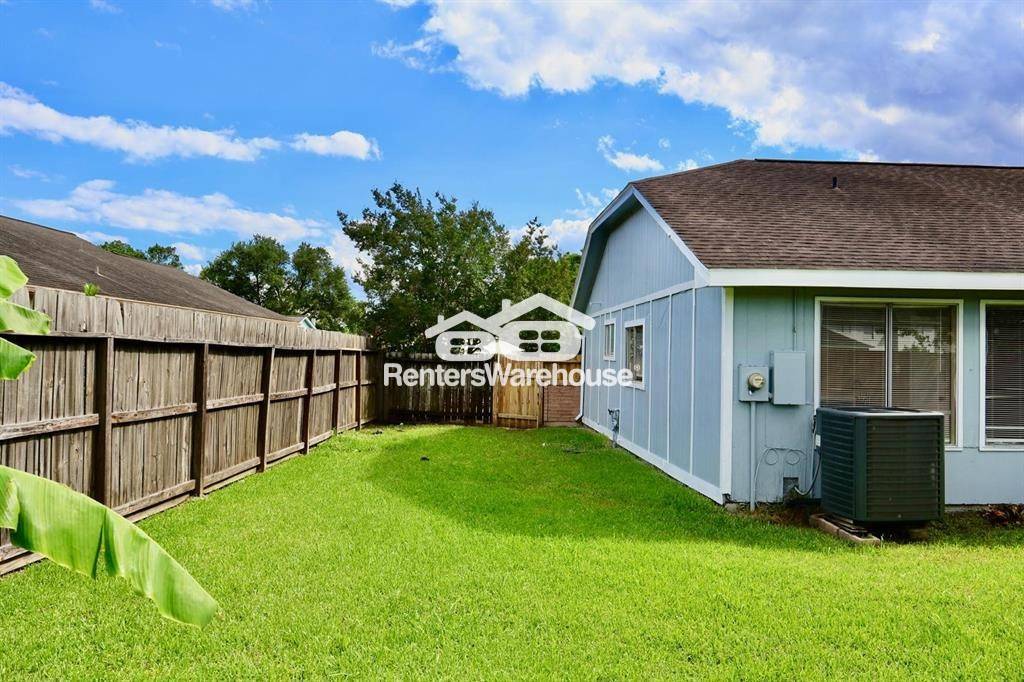 Building Photo - 14054 Towneway Dr