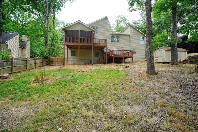 Building Photo - 3965 N Indian Cir NW