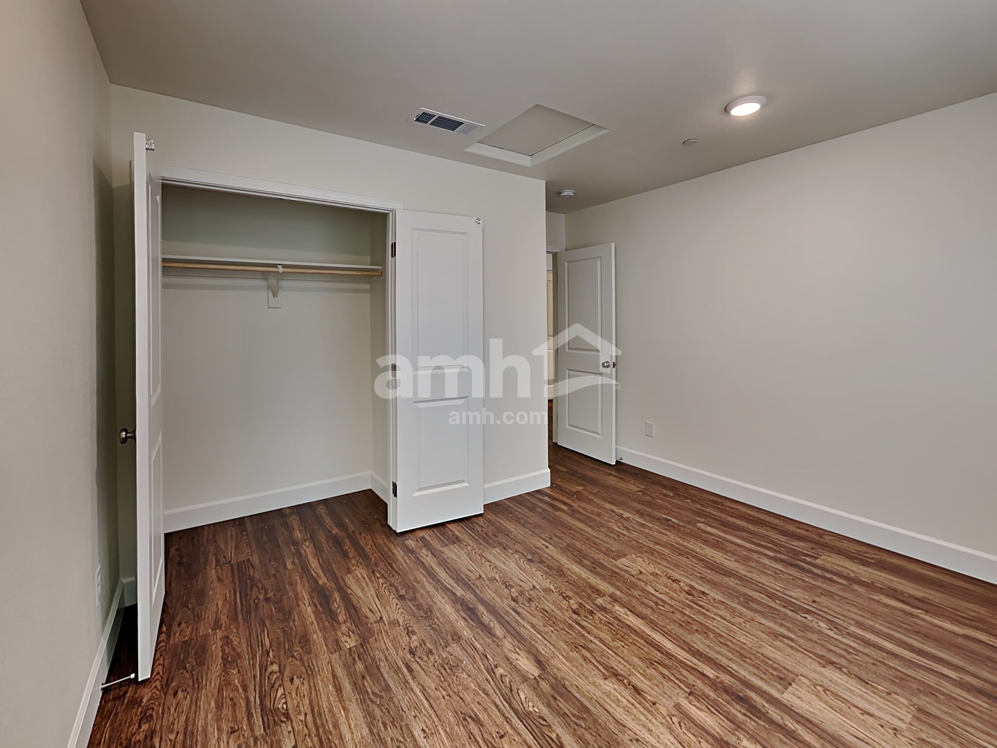 Building Photo - 75 Foxridge Swings Ln