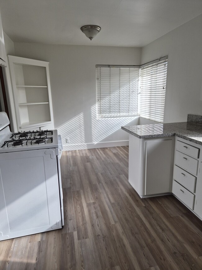 Building Photo - 1949 14th Ave