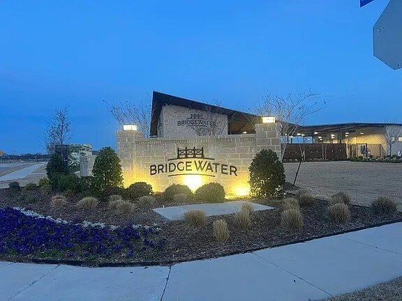 Building Photo - 330 Ashbrook Wy