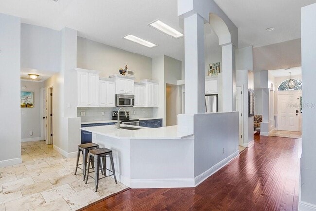 Building Photo - 16906 Equestrian Trail