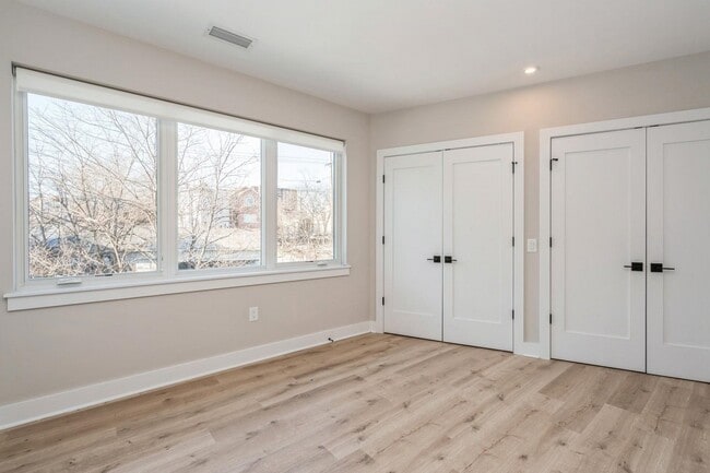 Building Photo - 201-205 Randolph Ave