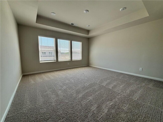 Building Photo - 101 Lavender Cir