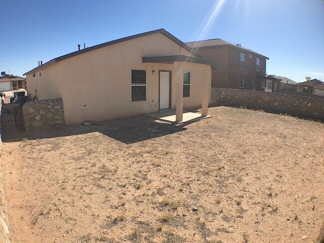 Building Photo - 14203 Poets Rock Ln