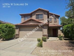 Building Photo - 42804 W Sunland Dr