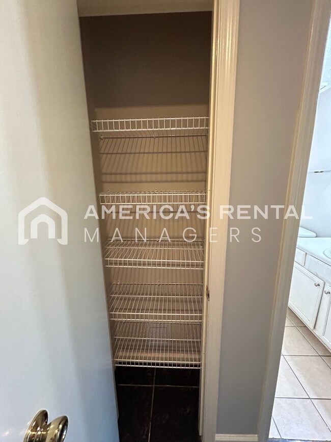 Building Photo - Home for rent in Montgomery!!! Available NOW!!!