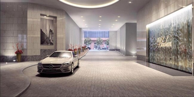 Building Photo - 99 Hudson St