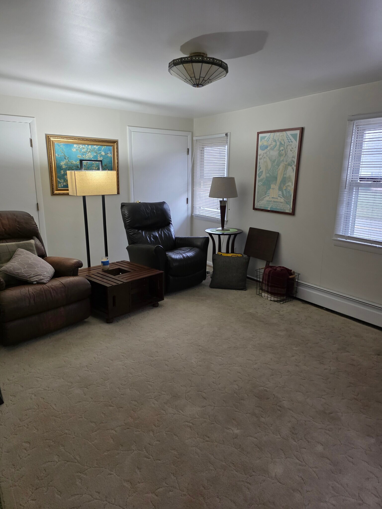 Building Photo - 6990 W Lake Rd